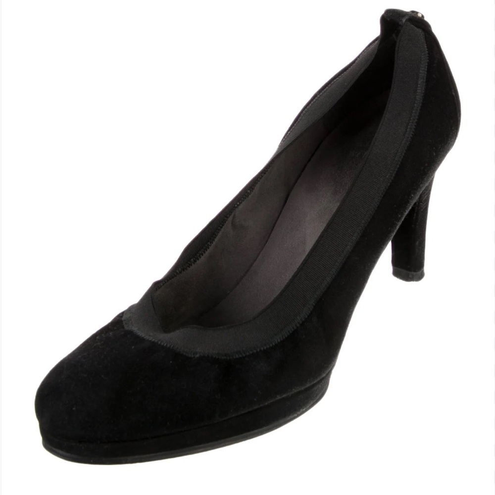 Stuart Weitzman Black Suede Round-Toe Pumps